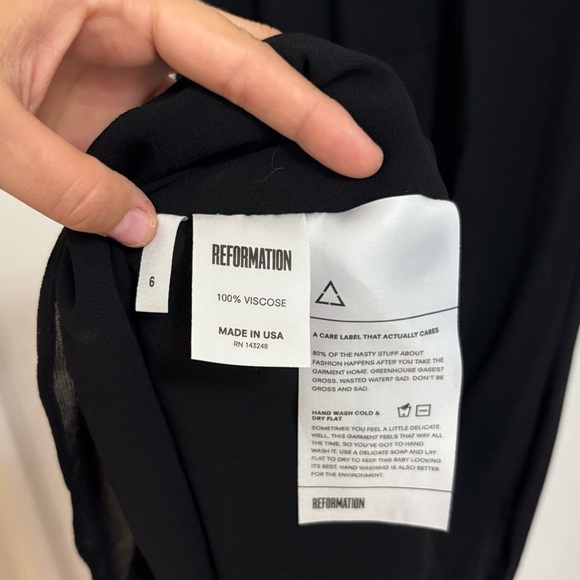 Reformation Vivian black dress - Picture 7 of 7